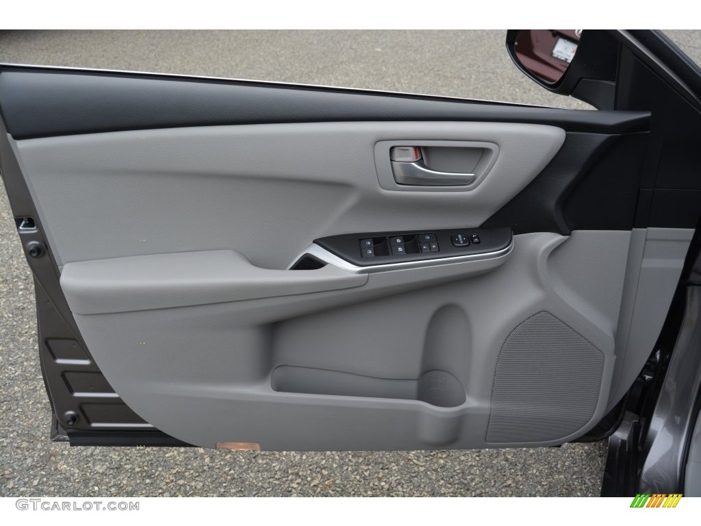 2015 Camry LE - Predawn Gray Mica / Ash photo #6