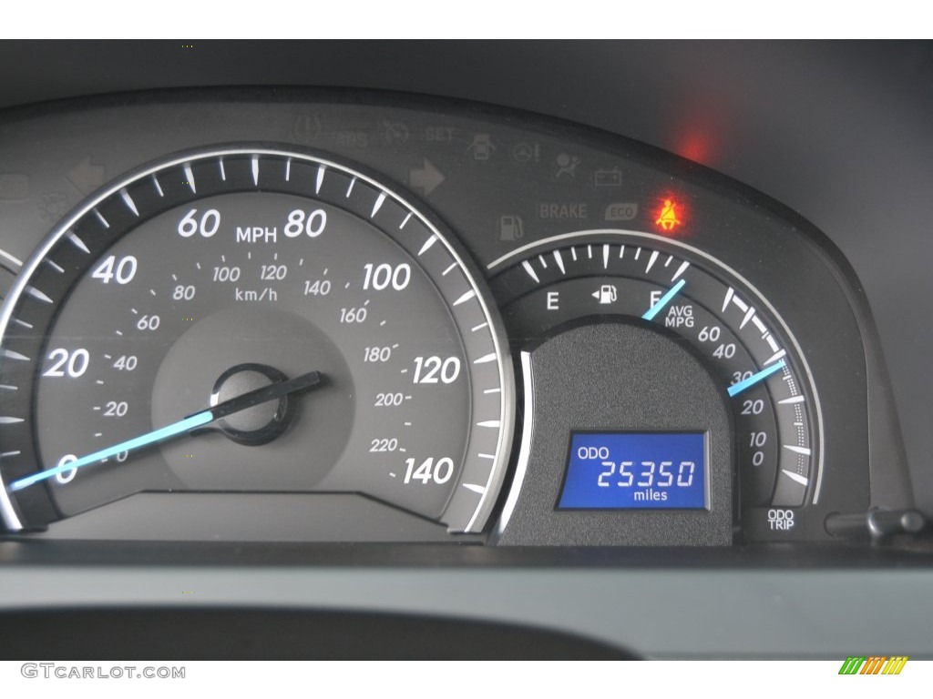 2015 Camry LE - Predawn Gray Mica / Ash photo #15