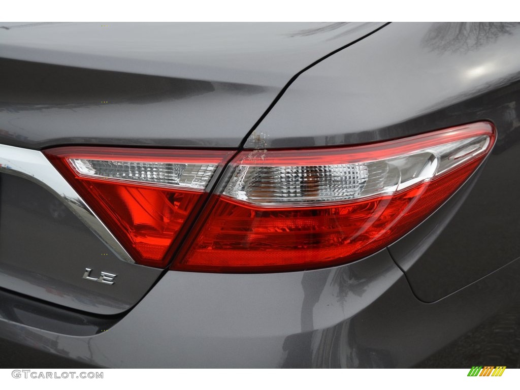 2015 Camry LE - Predawn Gray Mica / Ash photo #17