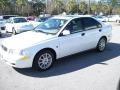 White - S40 1.9T Photo No. 2