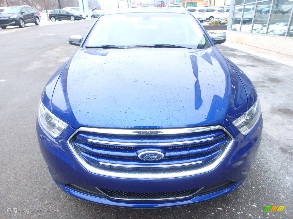 2015 Taurus Limited - Deep Impact Blue Metallic / Dune photo #3