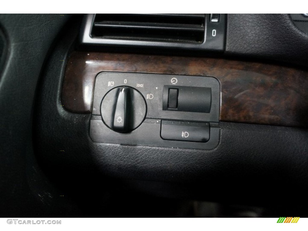 2003 3 Series 330i Coupe - Jet Black / Black photo #32