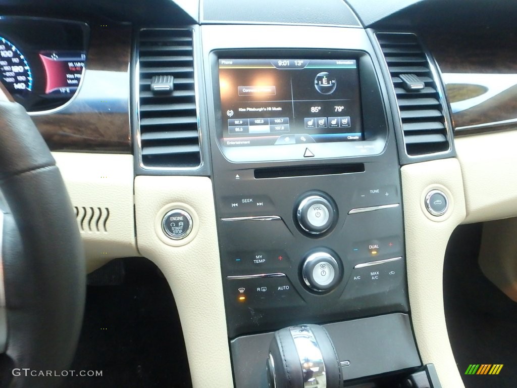 2015 Taurus Limited - Deep Impact Blue Metallic / Dune photo #22