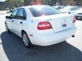 White - S40 1.9T Photo No. 17
