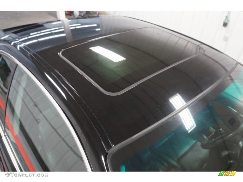 2003 3 Series 330i Coupe - Jet Black / Black photo #92