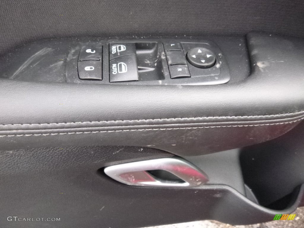 2016 Dodge Challenger R/T Scat Pack Controls Photos