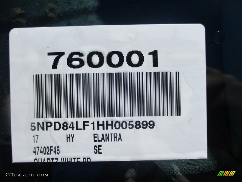 2017 Elantra SE - White / Gray photo #3