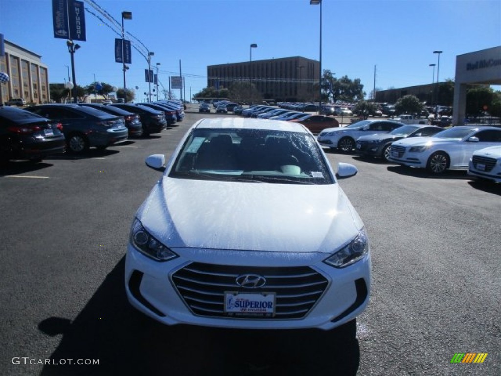 2017 Elantra SE - White / Gray photo #5