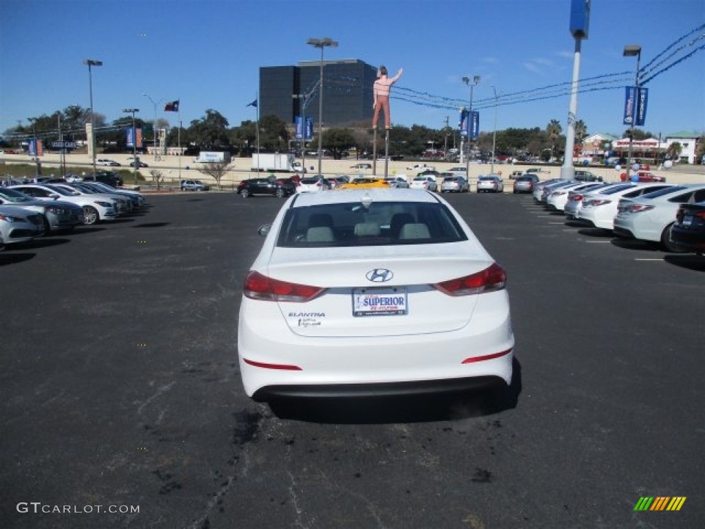 2017 Elantra SE - White / Gray photo #10