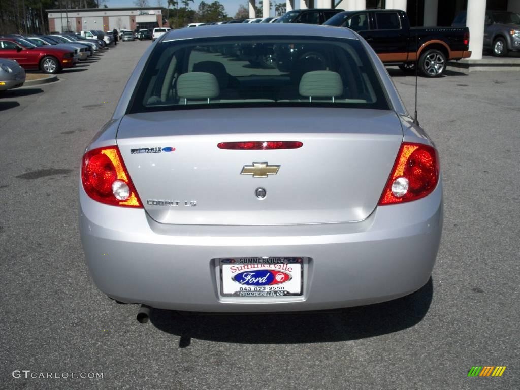 2007 Cobalt LS Sedan - Ultra Silver Metallic / Gray photo #14