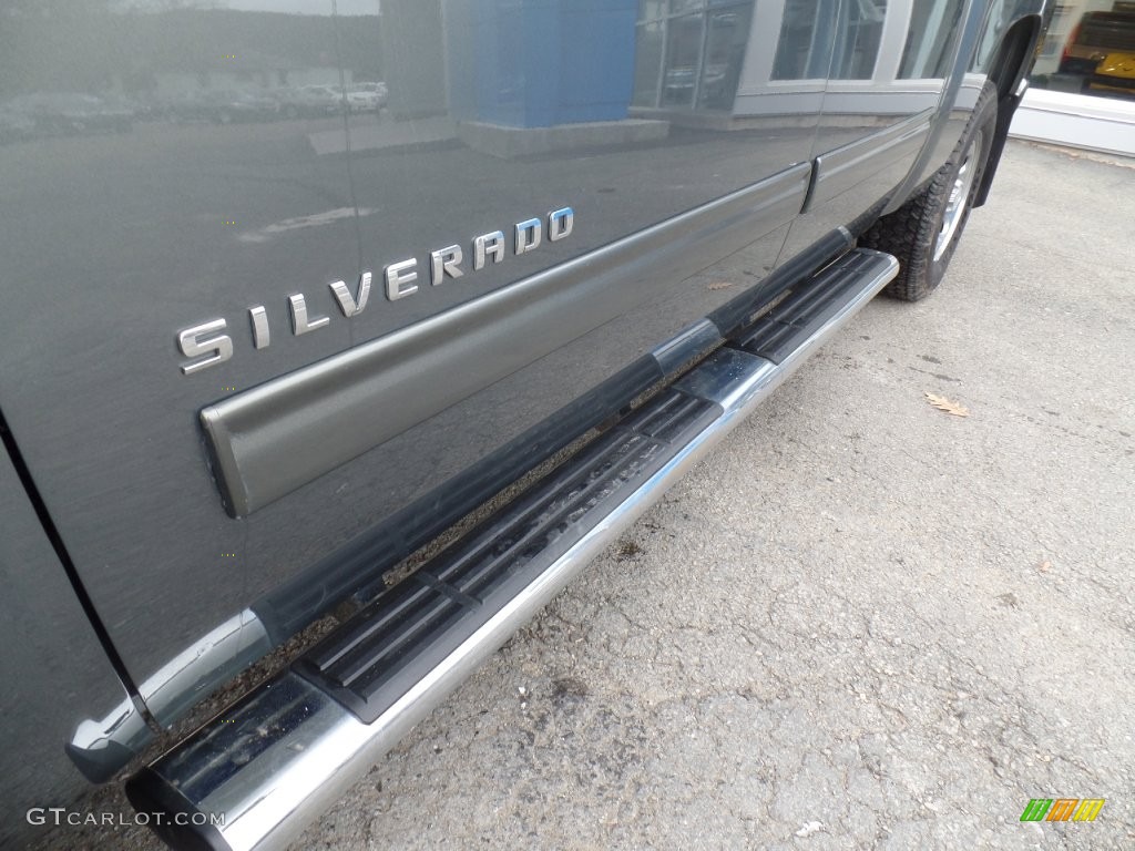 2011 Silverado 1500 LS Crew Cab 4x4 - Steel Green Metallic / Dark Titanium photo #13