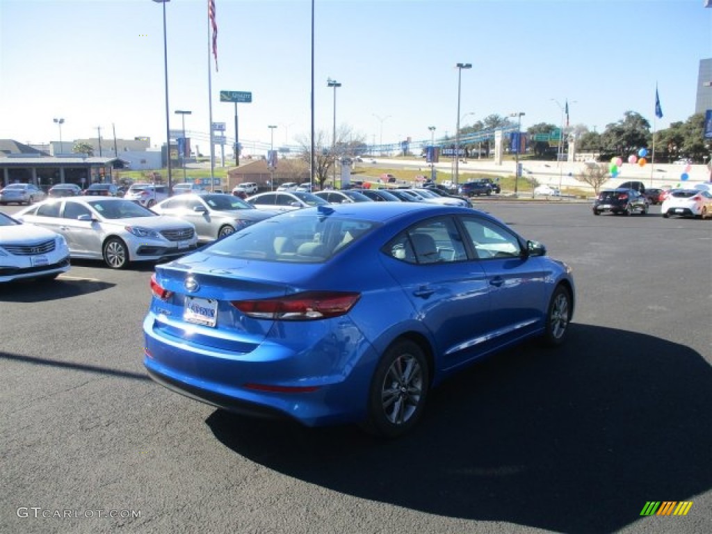 2017 Elantra SE - Electric Blue / Gray photo #11