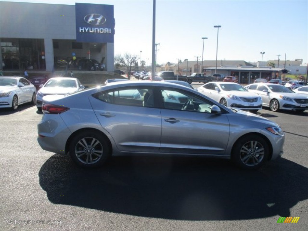 2017 Elantra SE - Silver / Gray photo #12
