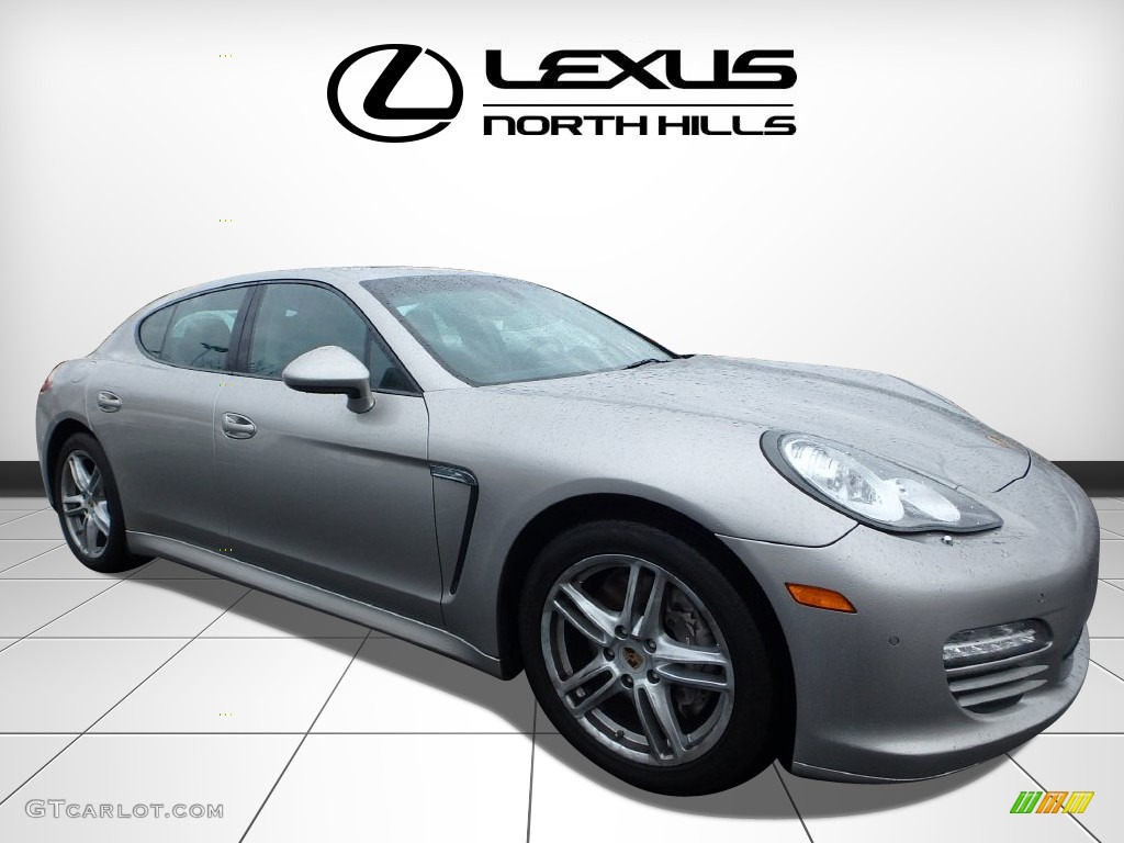 2011 Panamera 4 - Platinum Silver Metallic / Black photo #1