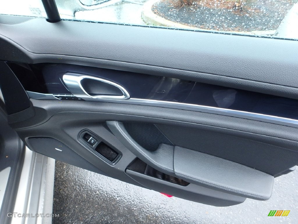 2011 Panamera 4 - Platinum Silver Metallic / Black photo #8