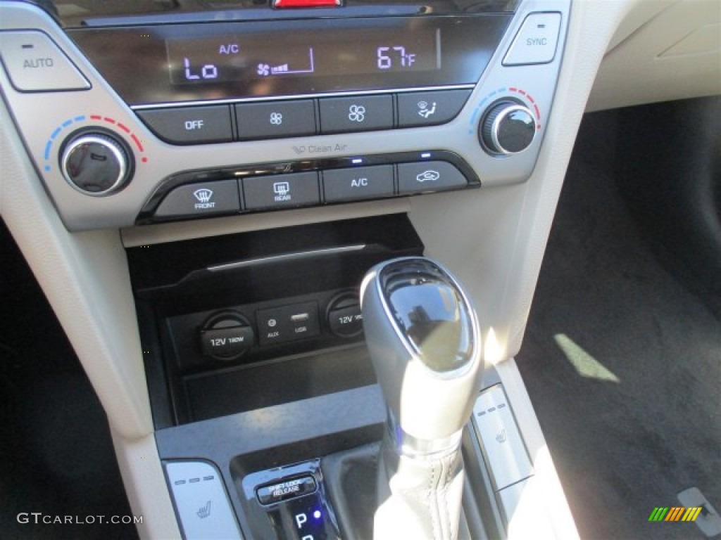 2017 Elantra Limited - White / Beige photo #24
