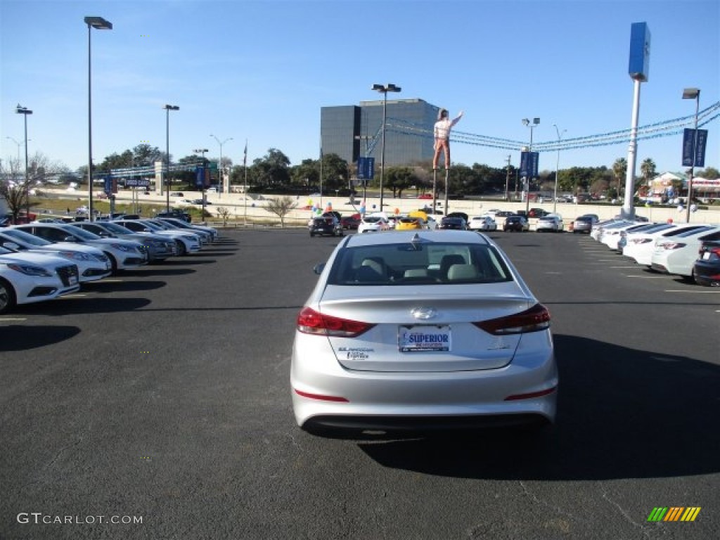 2017 Elantra Limited - Silver / Gray photo #9