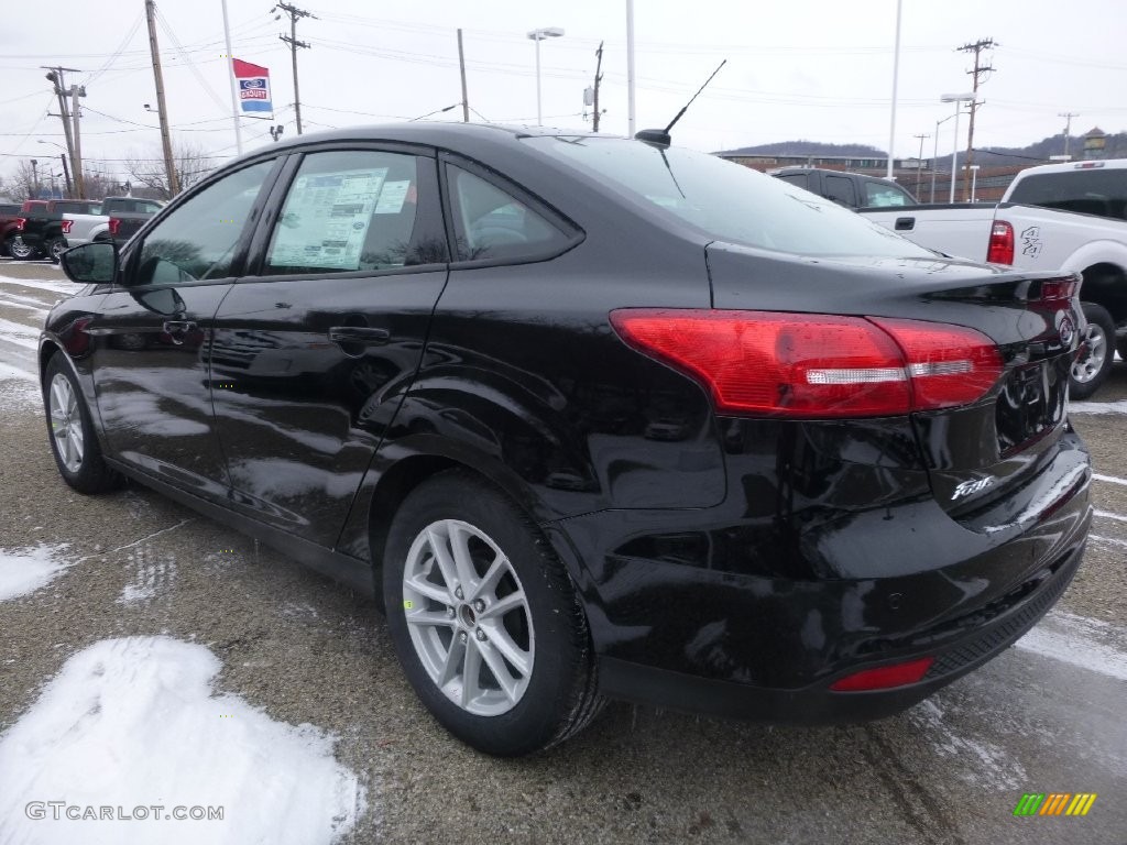 2016 Focus SE Sedan - Shadow Black / Charcoal Black photo #5
