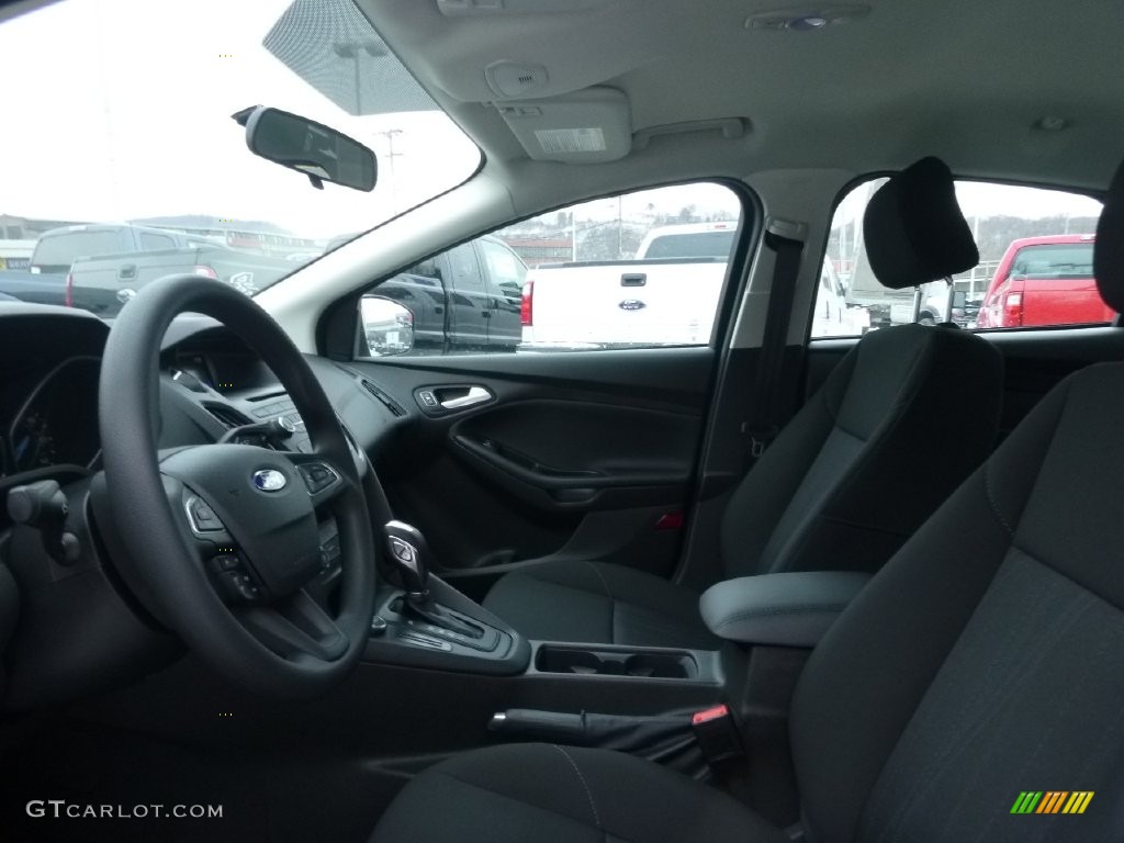 2016 Focus SE Sedan - Shadow Black / Charcoal Black photo #11