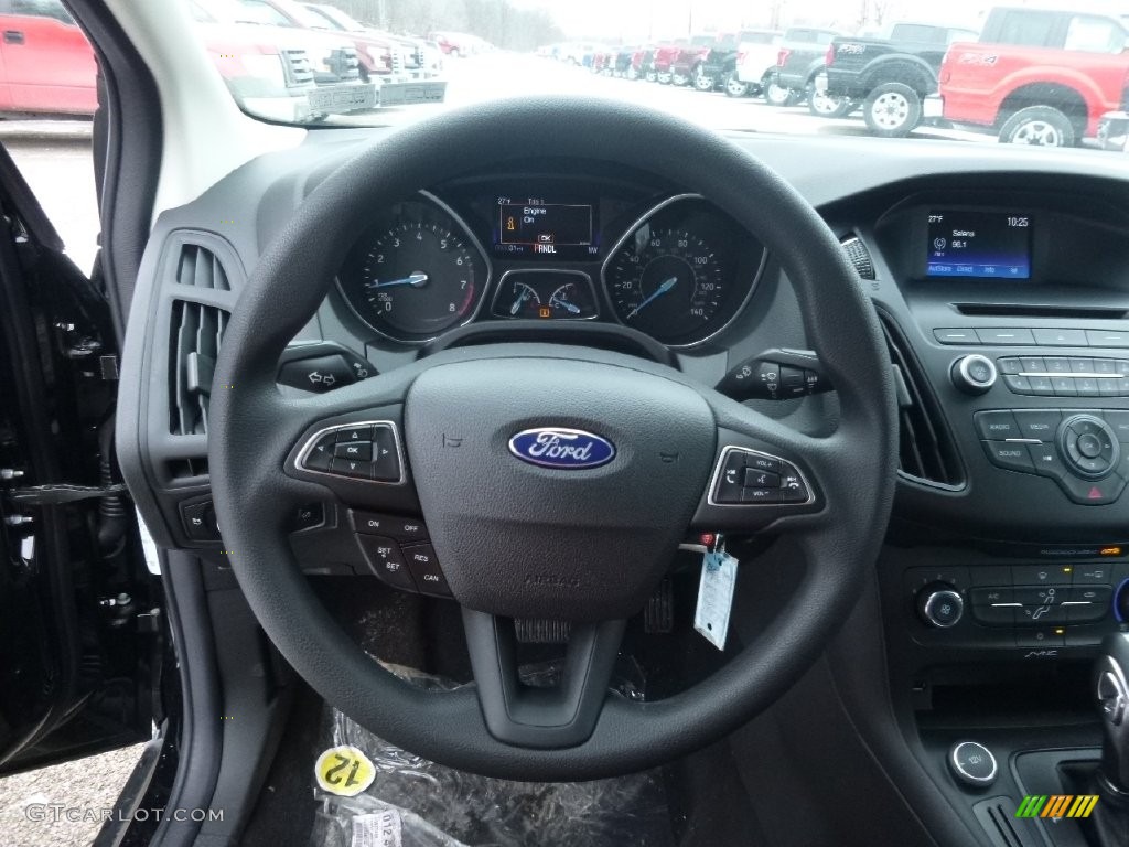 2016 Focus SE Sedan - Shadow Black / Charcoal Black photo #16