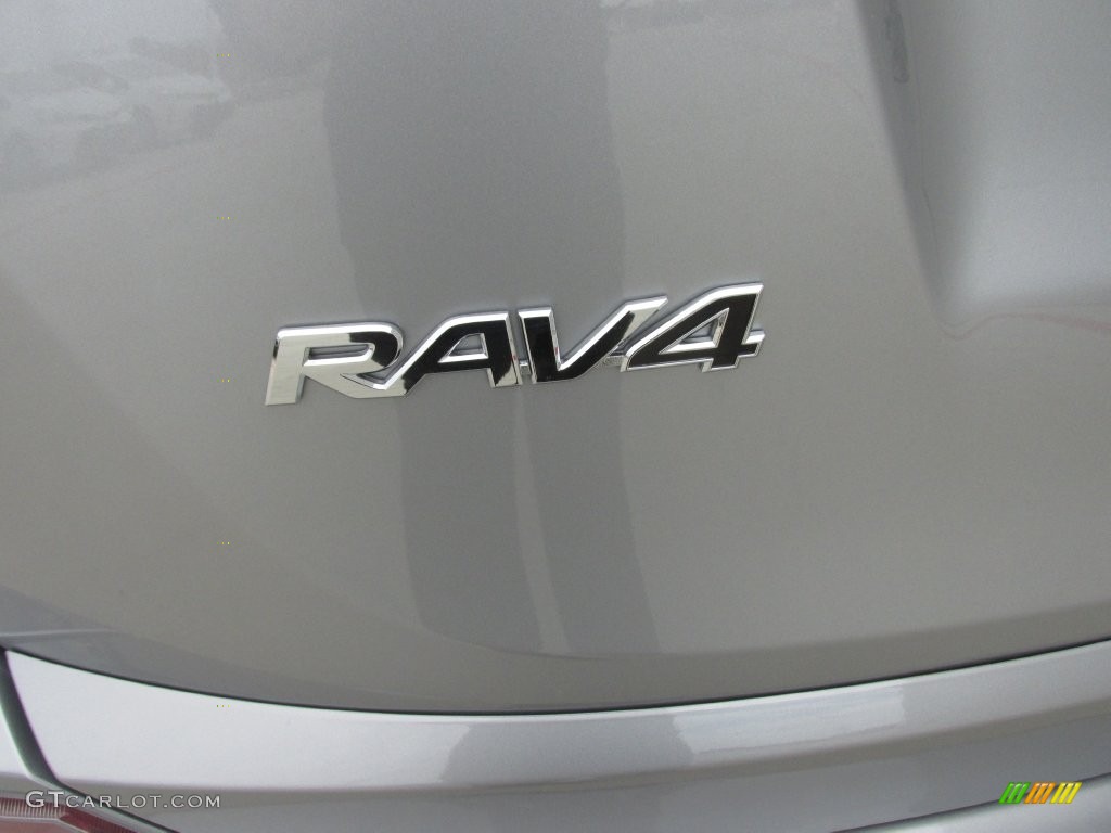 2016 RAV4 LE - Silver Sky Metallic / Black photo #13