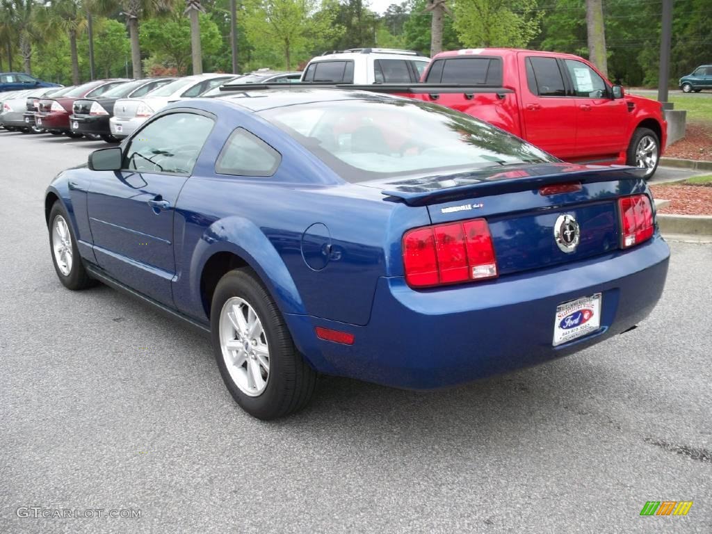 2008 Mustang V6 Deluxe Coupe - Vista Blue Metallic / Light Graphite photo #17