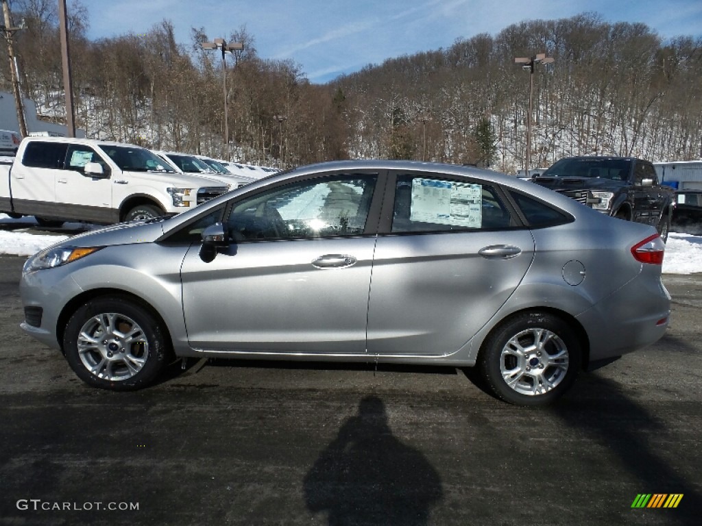 2016 Ingot Silver Metallic Ford Fiesta Se Sedan 110324418