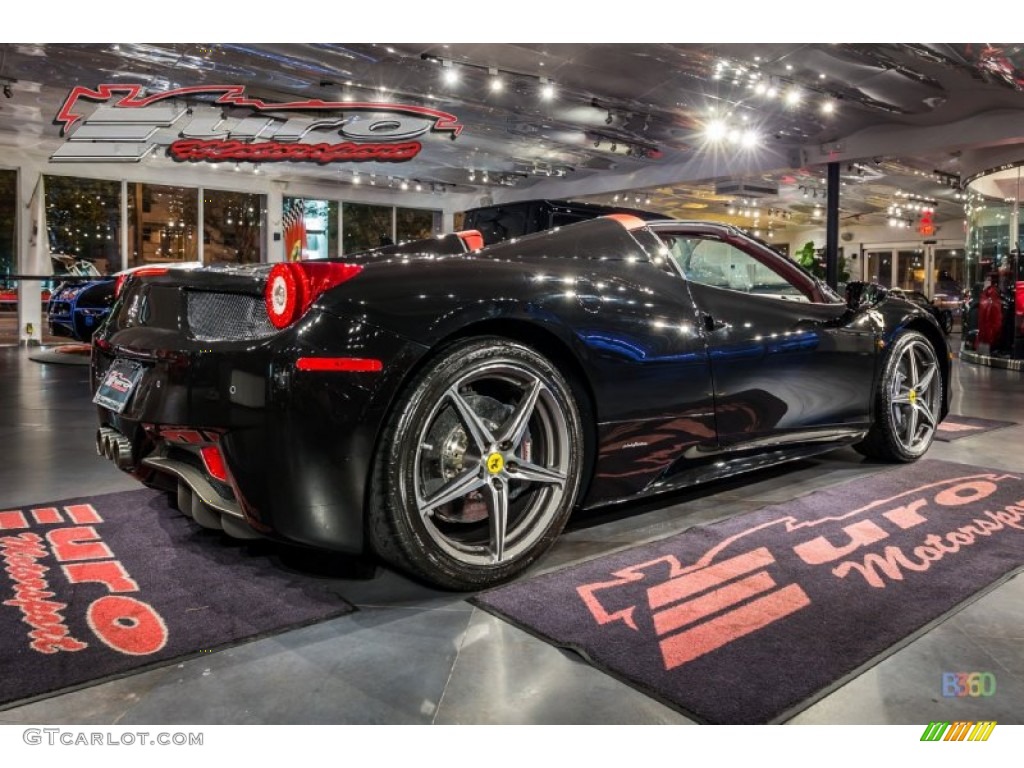 2013 458 Spider - Nero Daytona (Black Metallic) / Rosso photo #9