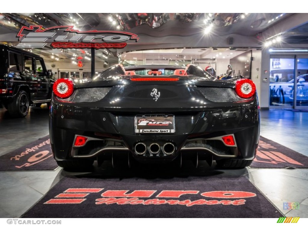 2013 458 Spider - Nero Daytona (Black Metallic) / Rosso photo #10