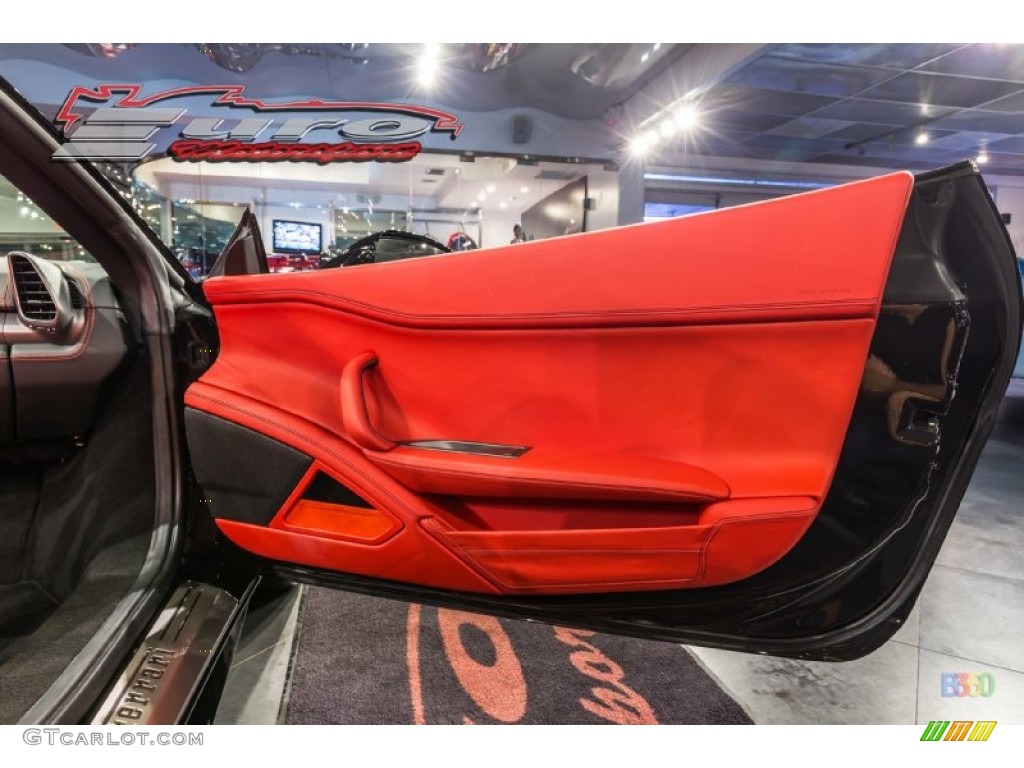 2013 458 Spider - Nero Daytona (Black Metallic) / Rosso photo #40