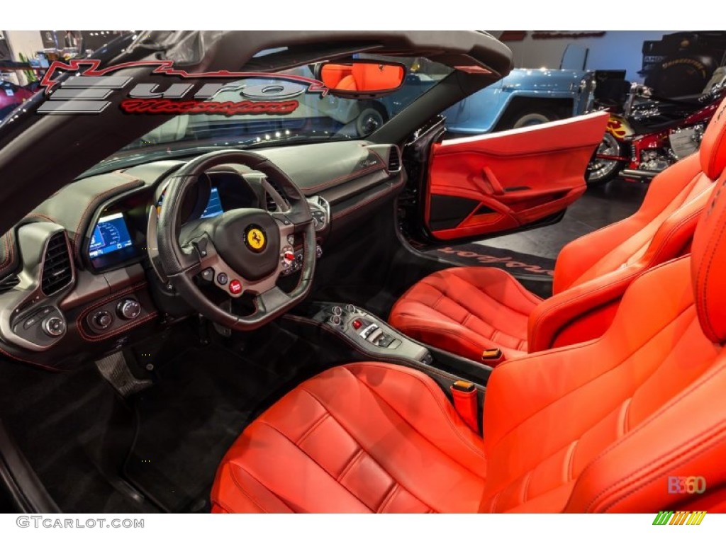 2013 458 Spider - Nero Daytona (Black Metallic) / Rosso photo #44