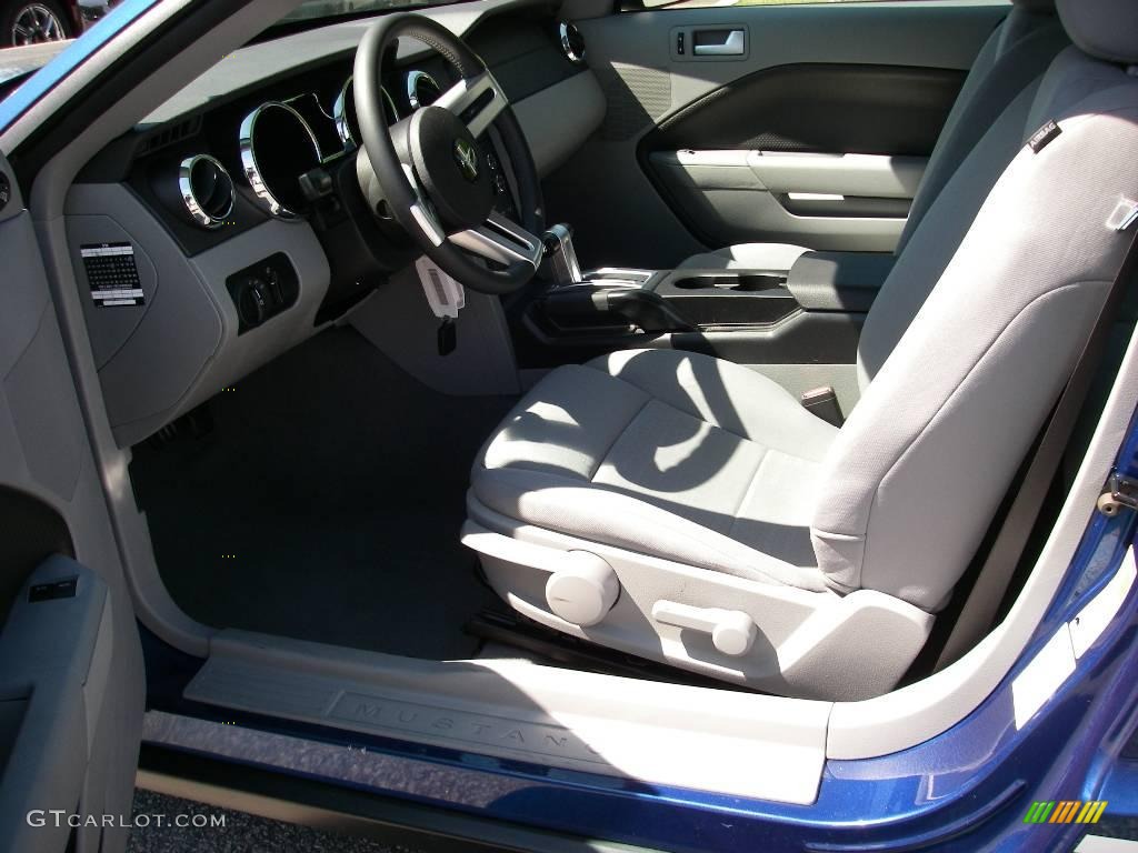 2009 Mustang V6 Coupe - Vista Blue Metallic / Light Graphite photo #4
