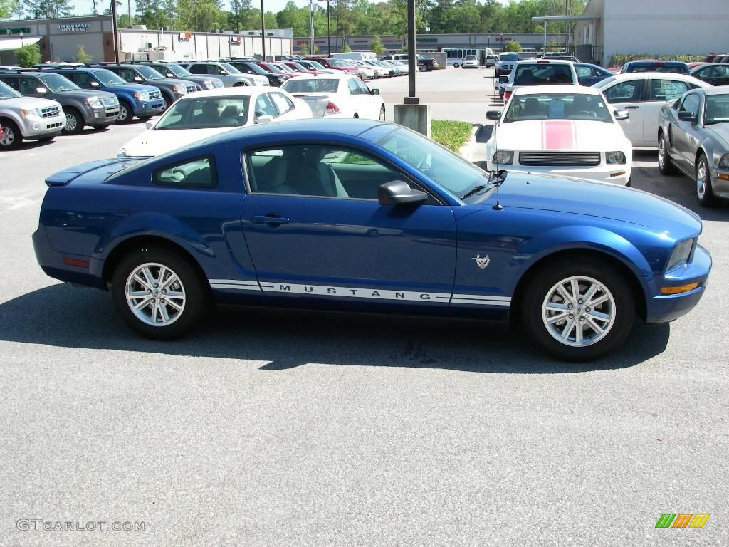 2009 Mustang V6 Coupe - Vista Blue Metallic / Light Graphite photo #13