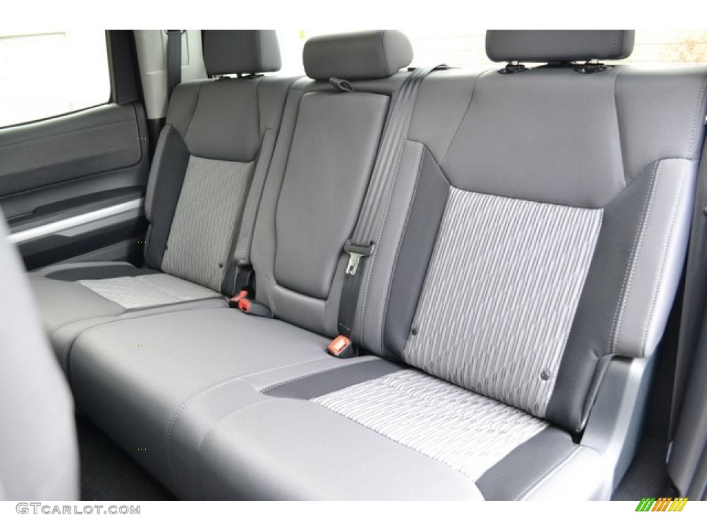 2016 Tundra SR5 CrewMax 4x4 - Super White / Graphite photo #7