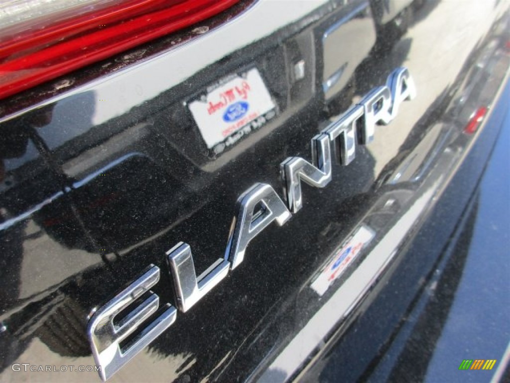 2017 Elantra Limited - Black / Gray photo #5