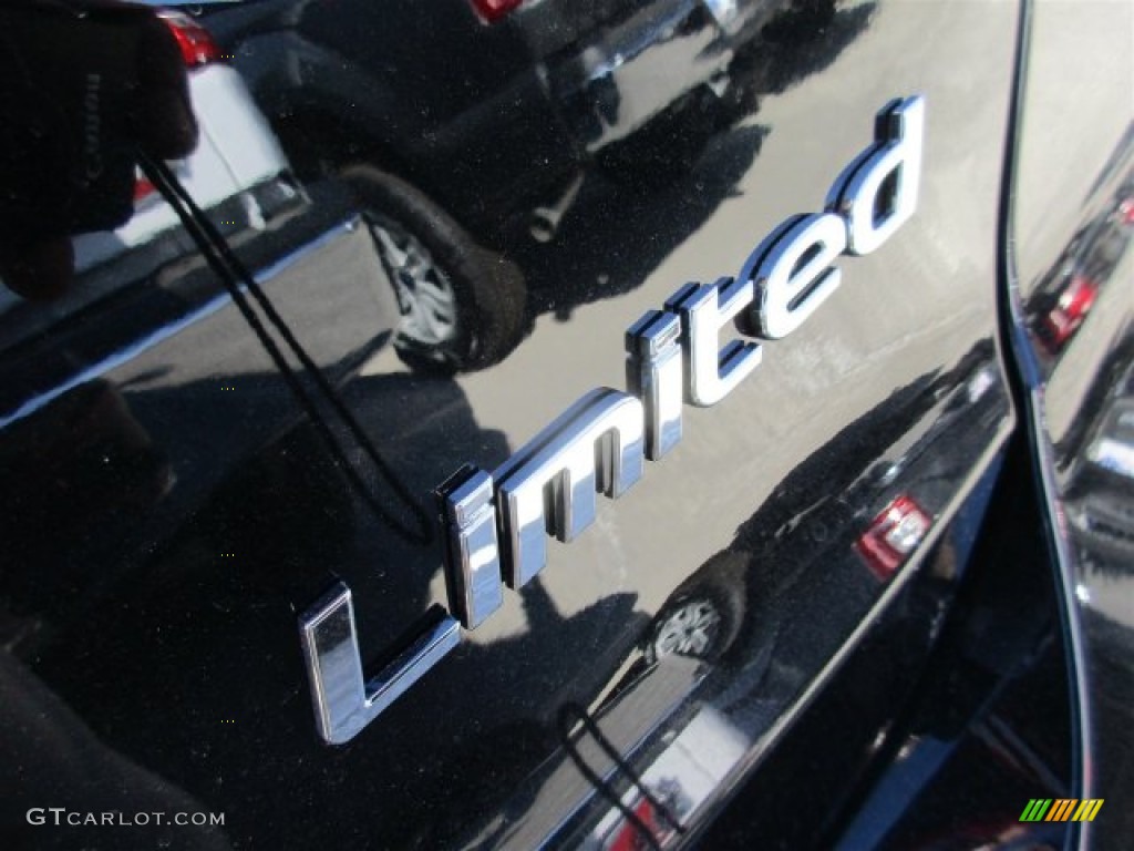 2017 Elantra Limited - Black / Gray photo #6
