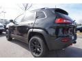 Brilliant Black Crystal Pearl - Cherokee Trailhawk 4x4 Photo No. 2