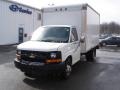 2007 Summit White Chevrolet Express Cutaway moving Truck  photo #9