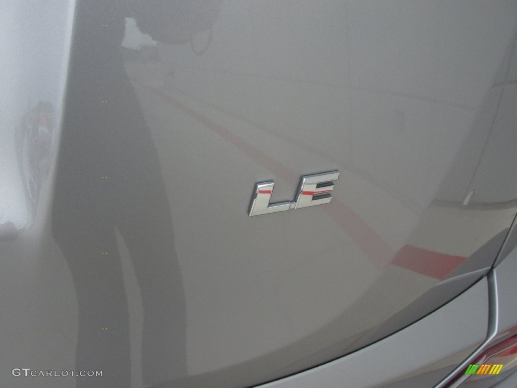 2016 RAV4 LE - Silver Sky Metallic / Black photo #14