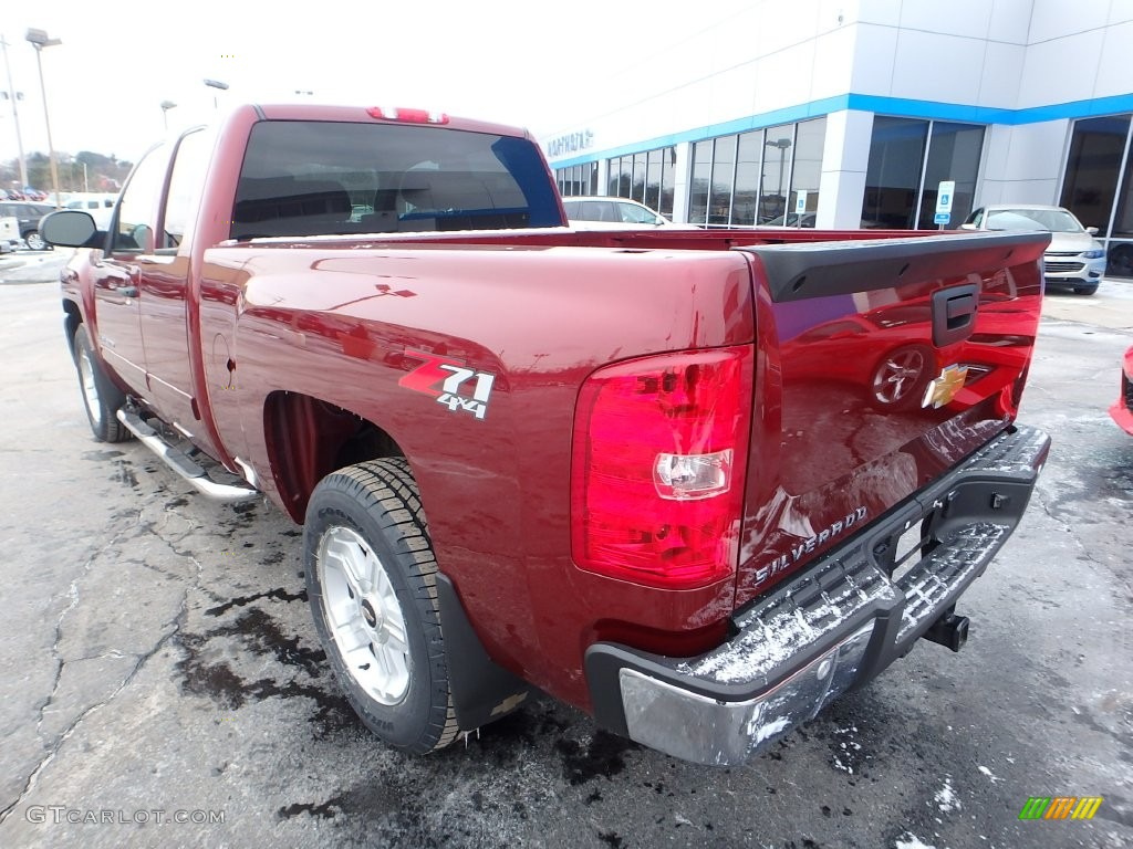 2013 Silverado 1500 LT Extended Cab 4x4 - Deep Ruby Metallic / Ebony photo #4