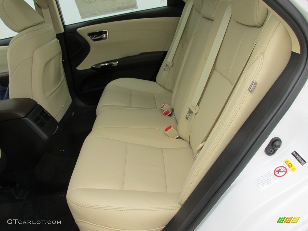 2016 Toyota Avalon Touring Rear Seat Photos