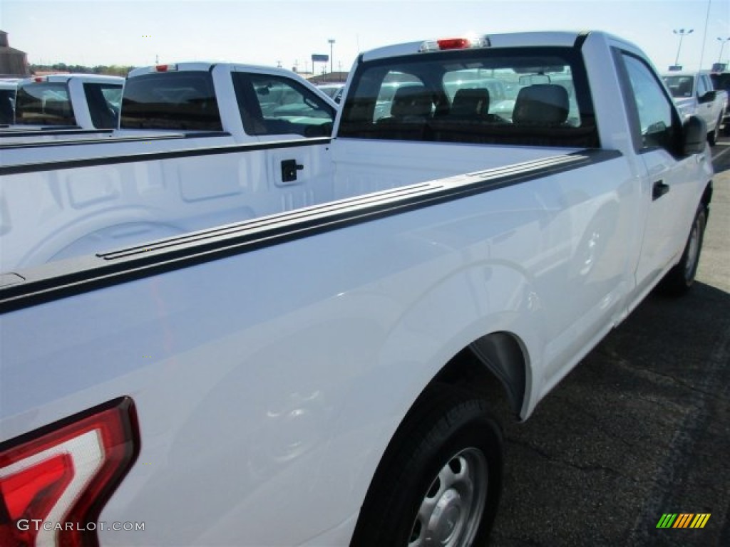 2016 F150 XL Regular Cab - Oxford White / Medium Earth Gray photo #7