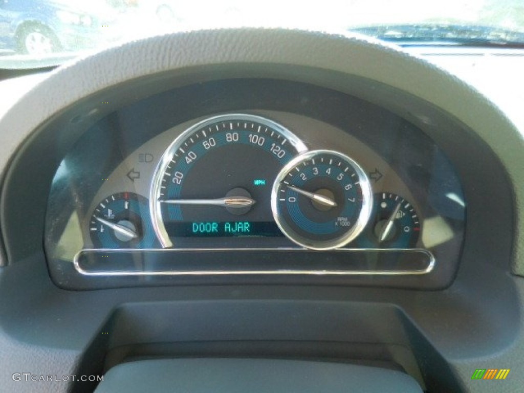 2007 HHR LT - Summit White / Gray photo #20