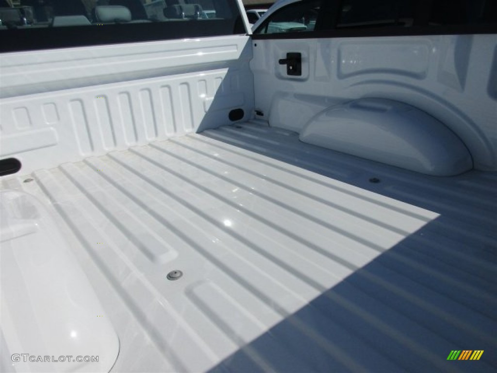2016 F150 XL SuperCab - Oxford White / Medium Earth Gray photo #7