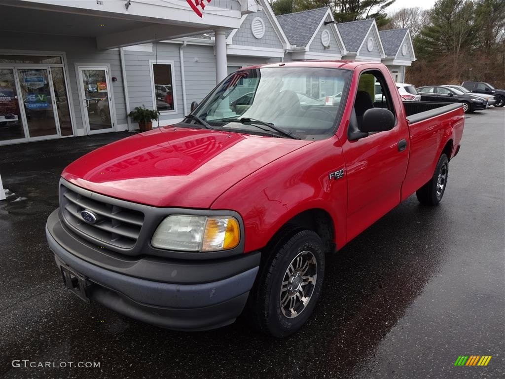 2003 F150 XL Regular Cab - Bright Red / Dark Graphite Grey photo #3