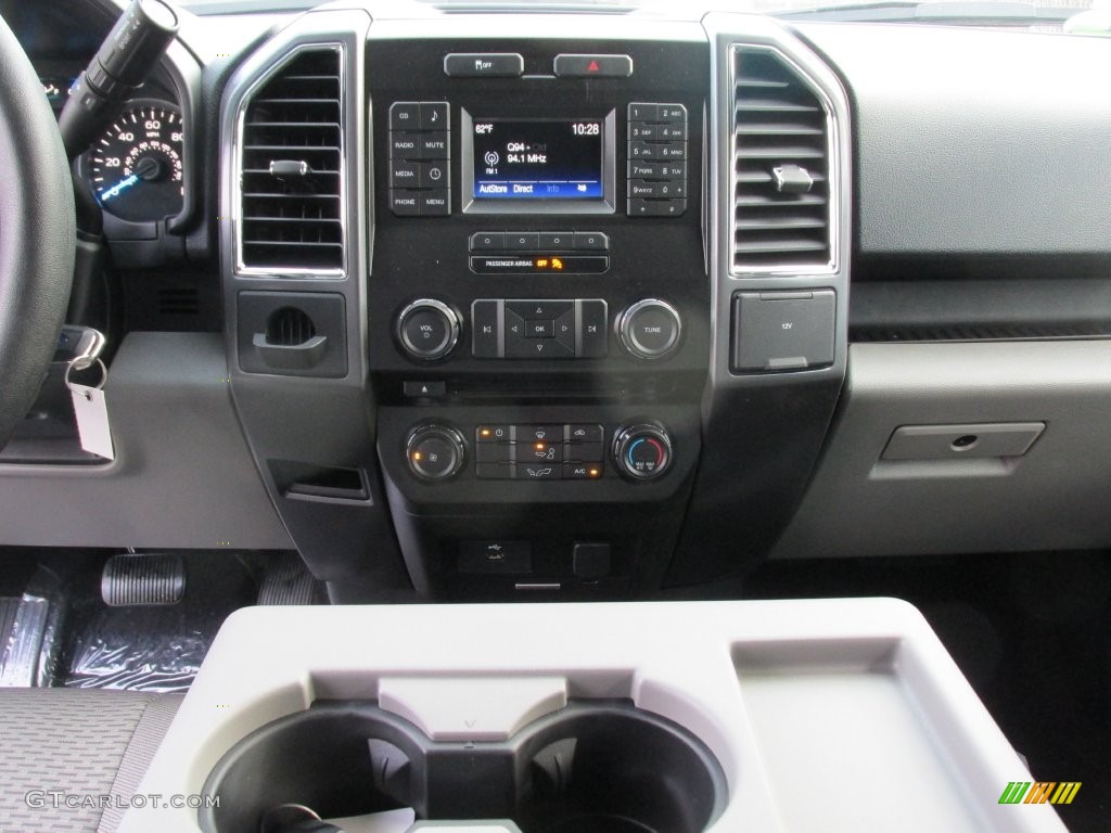 2016 F150 XLT SuperCrew - Magnetic / Medium Earth Gray photo #24