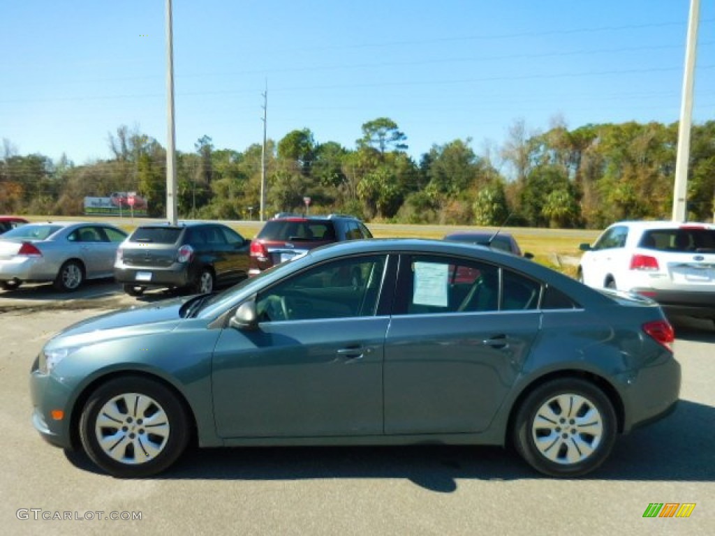 2012 Cruze LS - Blue Granite Metallic / Jet Black/Medium Titanium photo #2