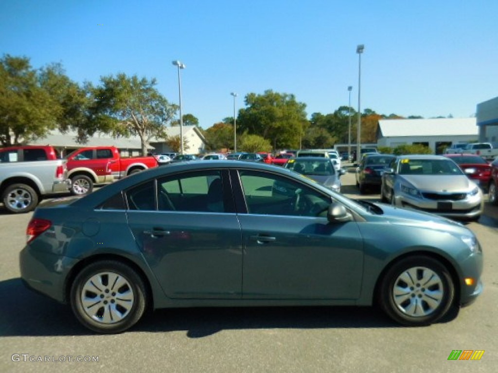 2012 Cruze LS - Blue Granite Metallic / Jet Black/Medium Titanium photo #9