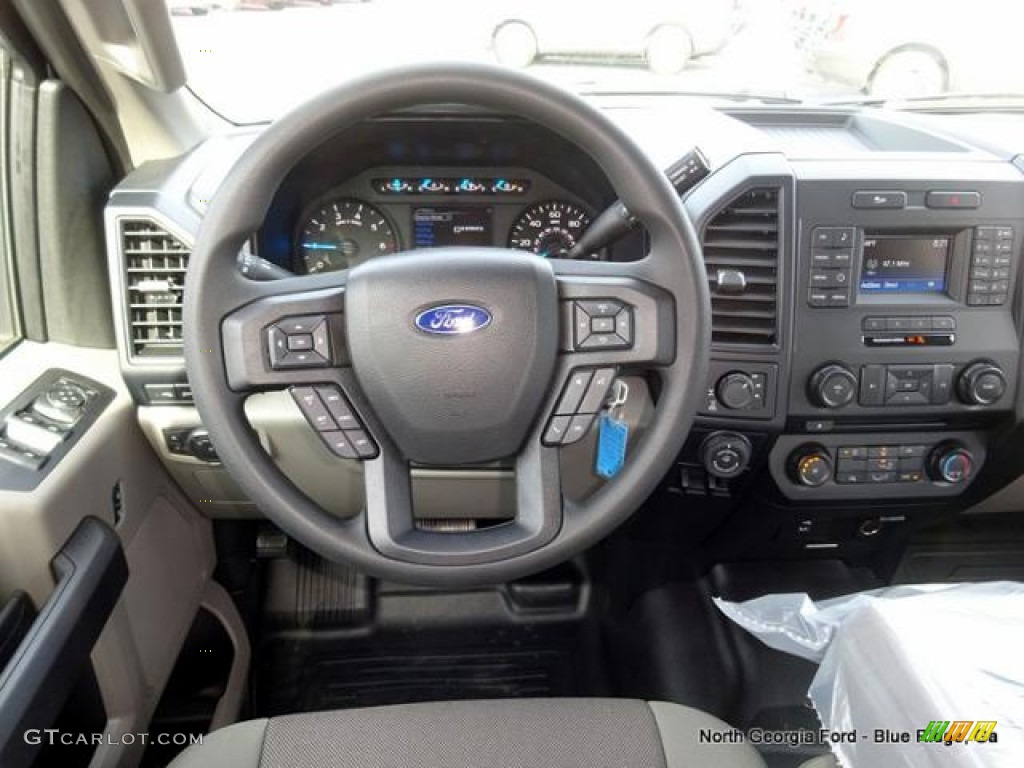 2016 F150 XL SuperCrew 4x4 - Ingot Silver / Medium Earth Gray photo #16