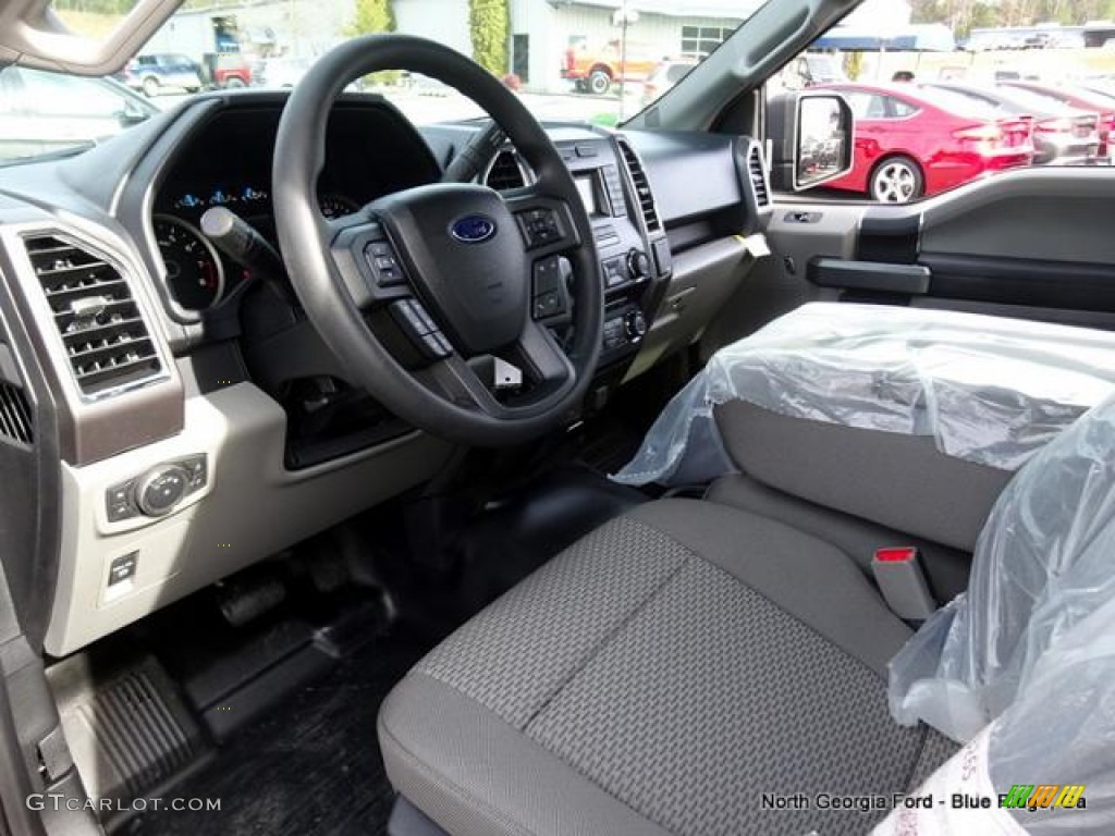 2016 F150 XLT Regular Cab 4x4 - Magnetic / Medium Earth Gray photo #12